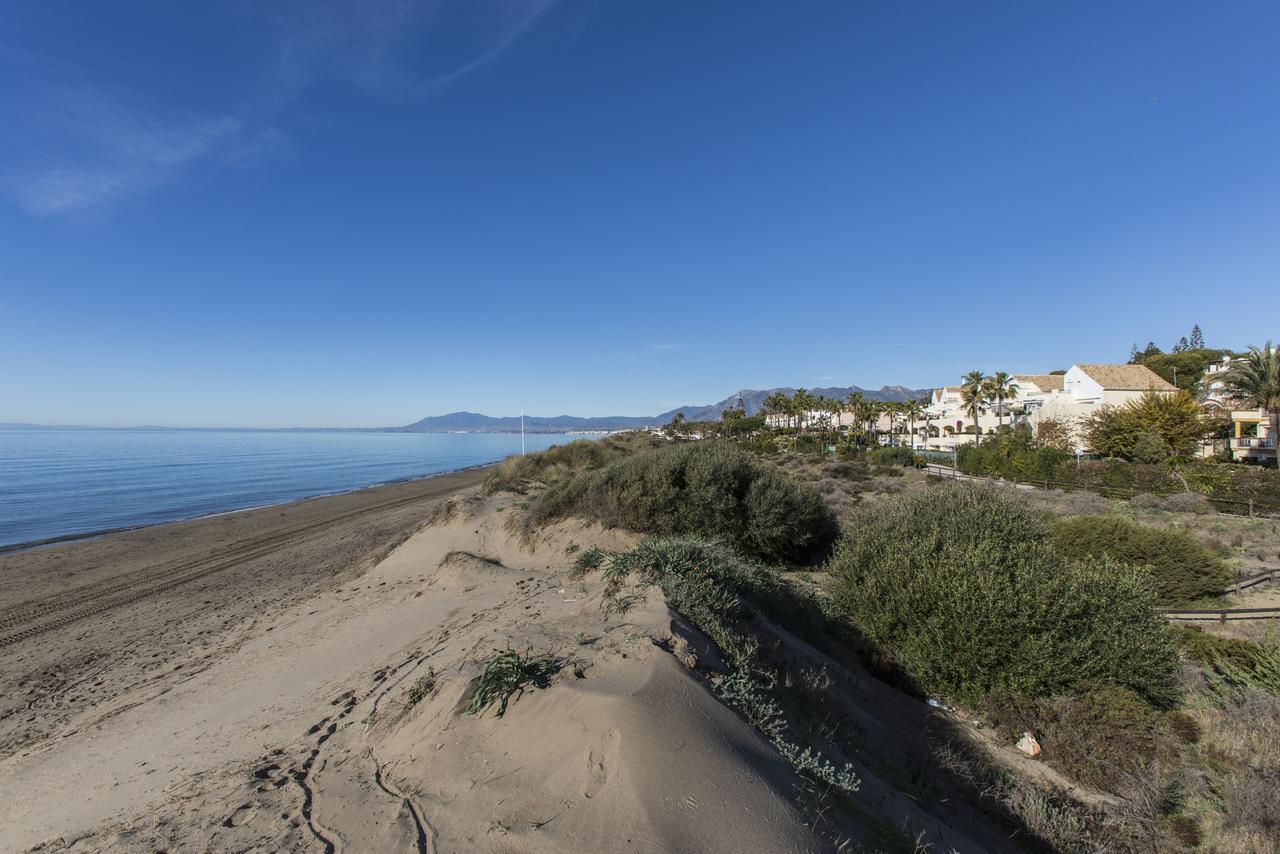 Varios Apartamentos Romana Playa Elviria Marbella Exterior photo